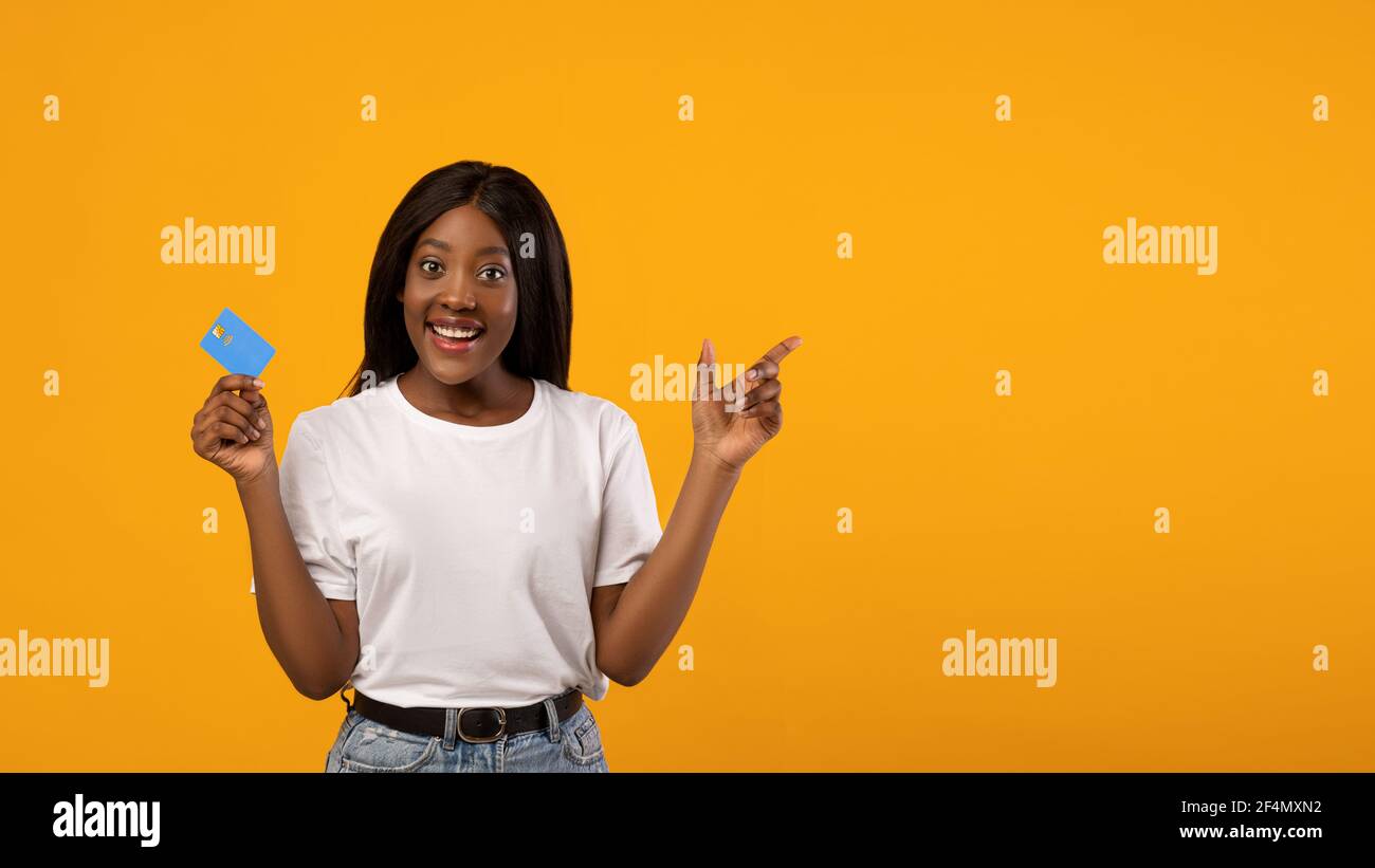 Positive black lady credit hi-res stock photography and images - Alamy
