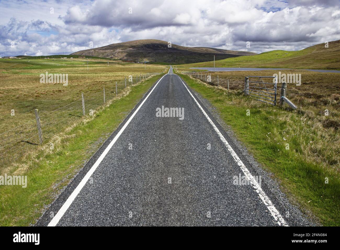 Single Track RoadMainland, Shetland, UK LA005651 Stock Photo