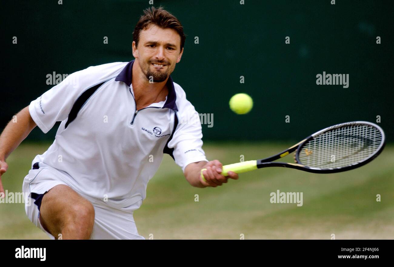 Wimbledon Tennis Championships July 2001 Mens Final Goran Ivanisevic  playing tennis Stock Photo - Alamy