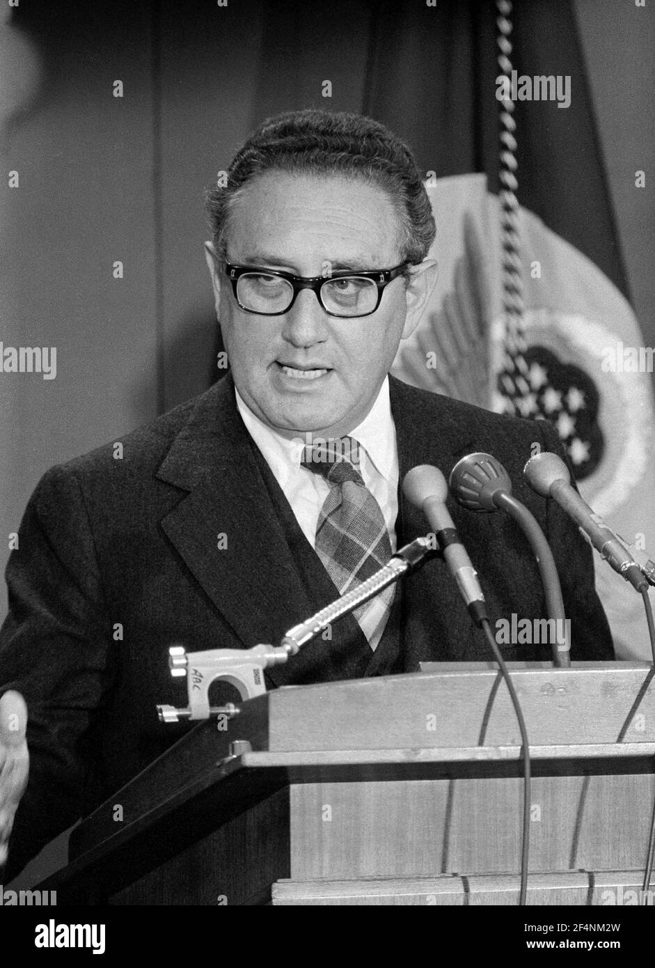 Henry Kissinger. Portrait of US Secretary of State, Henry Alfred Kissinger (b. Heinz Alfred Kissinger, 1923) by Thomas J O'Halloran, press conference, 1975 Stock Photo