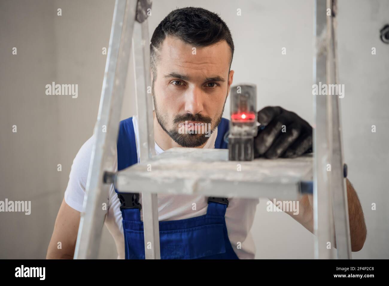 Electronic ruler hi-res stock photography and images - Alamy