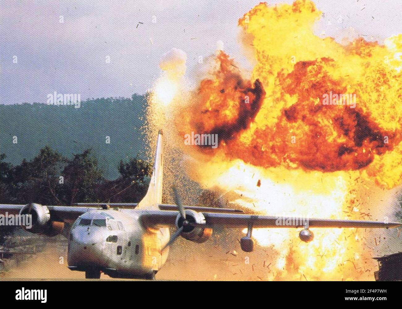 AIR AMERICA 1990 TriStar Pictures film with Mel Gibson and David Bowe Stock Photo