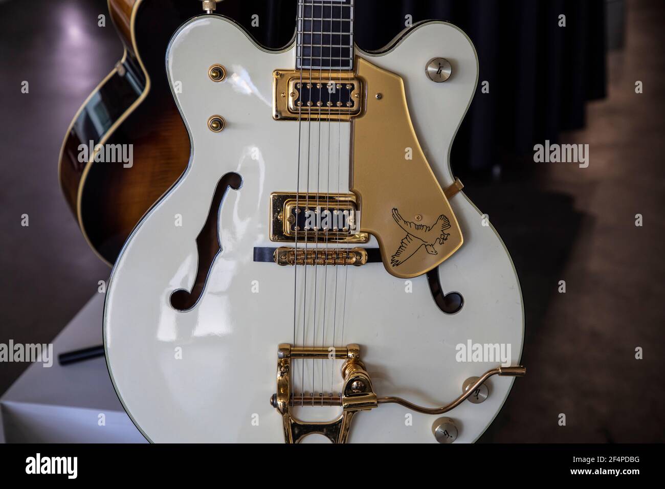 Gretsch guitar usa top