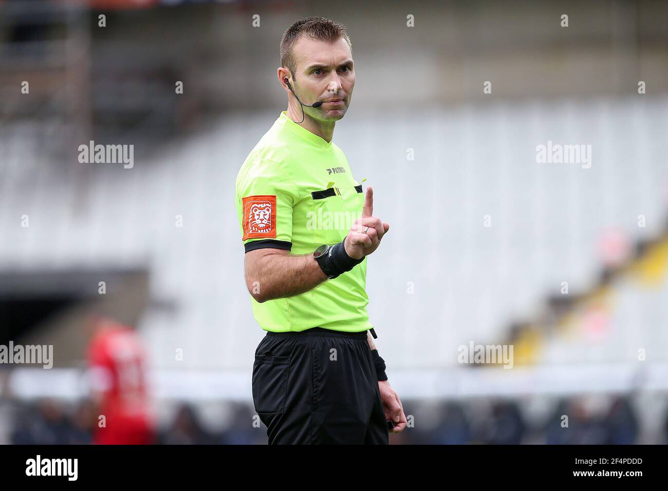 BRUGES, BELGIUM - MARCH 21: referee Nicolas Laforge during the Jupiler ...