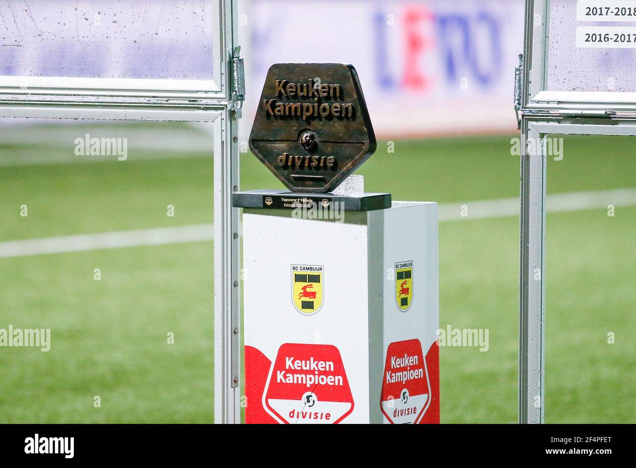 Leeuwarden Netherlands March 22 Coach Ernie Brandts Of Fc Eindhoven During The Dutch Keukenkampioendivisie Match Between Sc Cambuur And Fc Eindhov Stock Photo Alamy