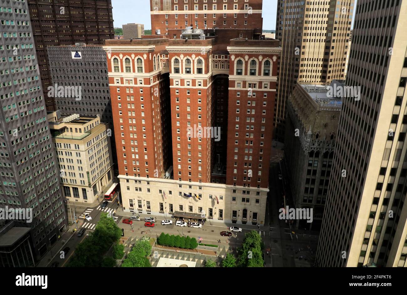 Exterior view of historic Omni William Penn Hotel in William Penn Place