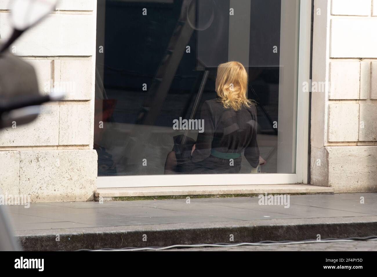 Rome, Italy. 22nd Mar, 2021. British actress Kelly Reilly on the set of film 'Promises' directed by the French director and writer Amanda Sthers (Photo by Matteo Nardone/Pacific Press) Credit: Pacific Press Media Production Corp./Alamy Live News Stock Photo