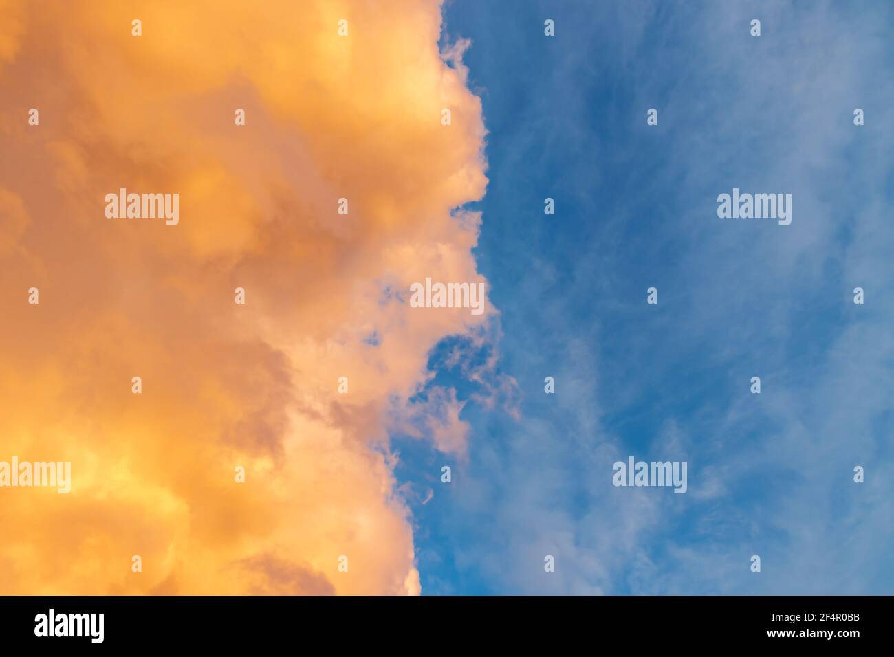 Orange and blue hi-res stock photography and images - Alamy