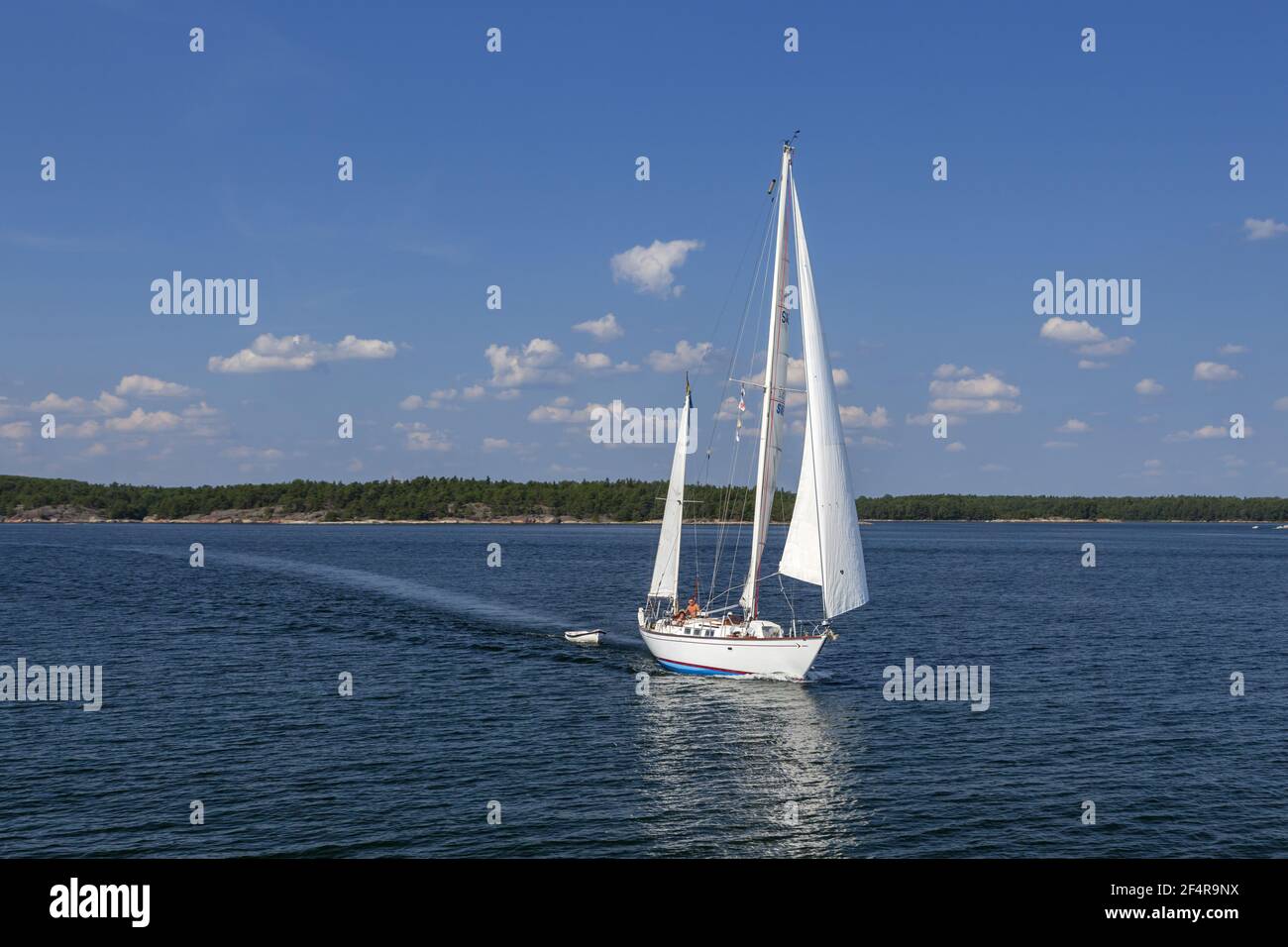 geography / travel, Sweden, Stockholm laen, Stockholm skårgården, sailboat in the skerries in front of, Additional-Rights-Clearance-Info-Not-Available Stock Photo