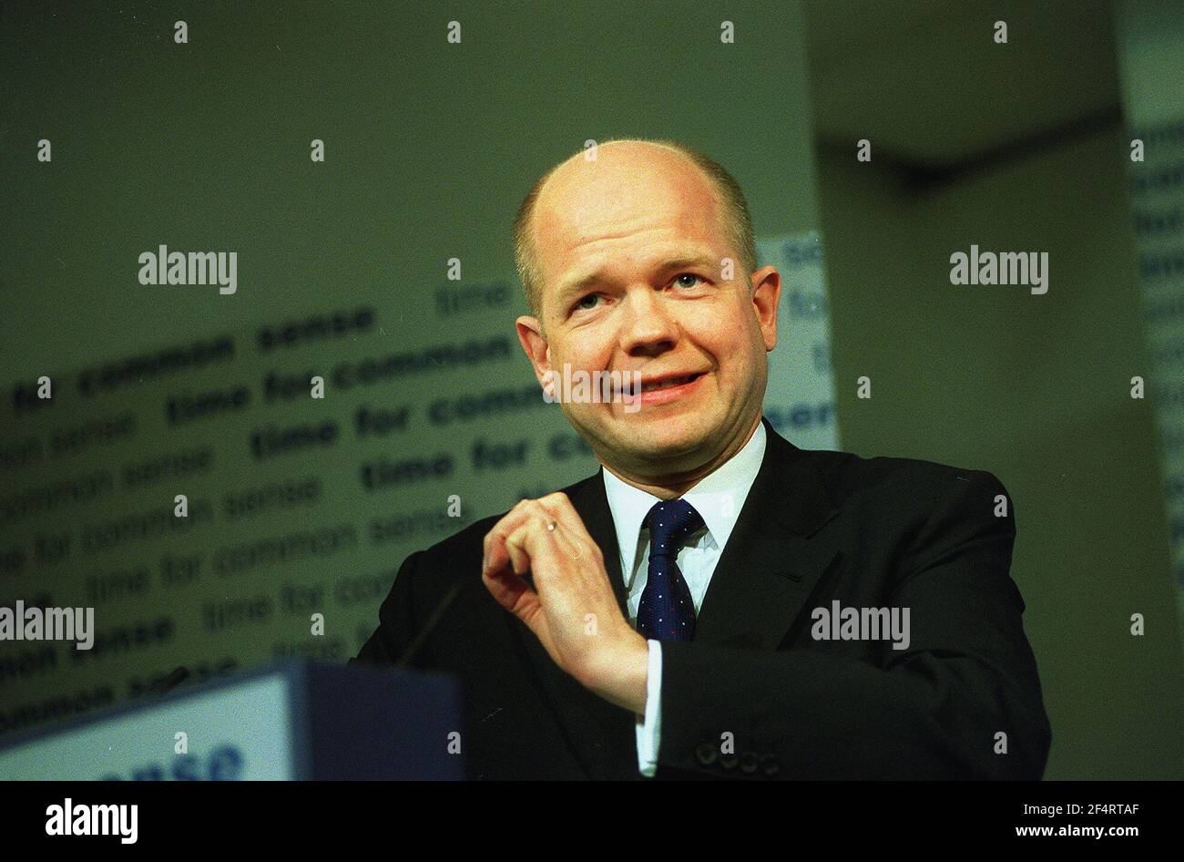 The General Election June 2001  Tory party leader William Hague speaking at this mornings presser Stock Photo