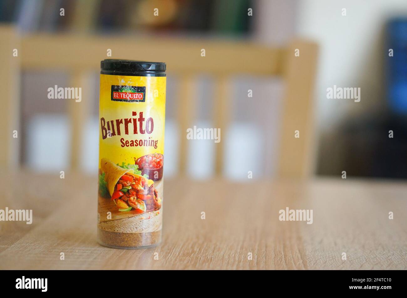 POZNAN, POLAND - Apr 01, 2016: POZNAN, POLAND El Tequito Burrito Seasoning  spices in a shaker on wooden table Stock Photo - Alamy
