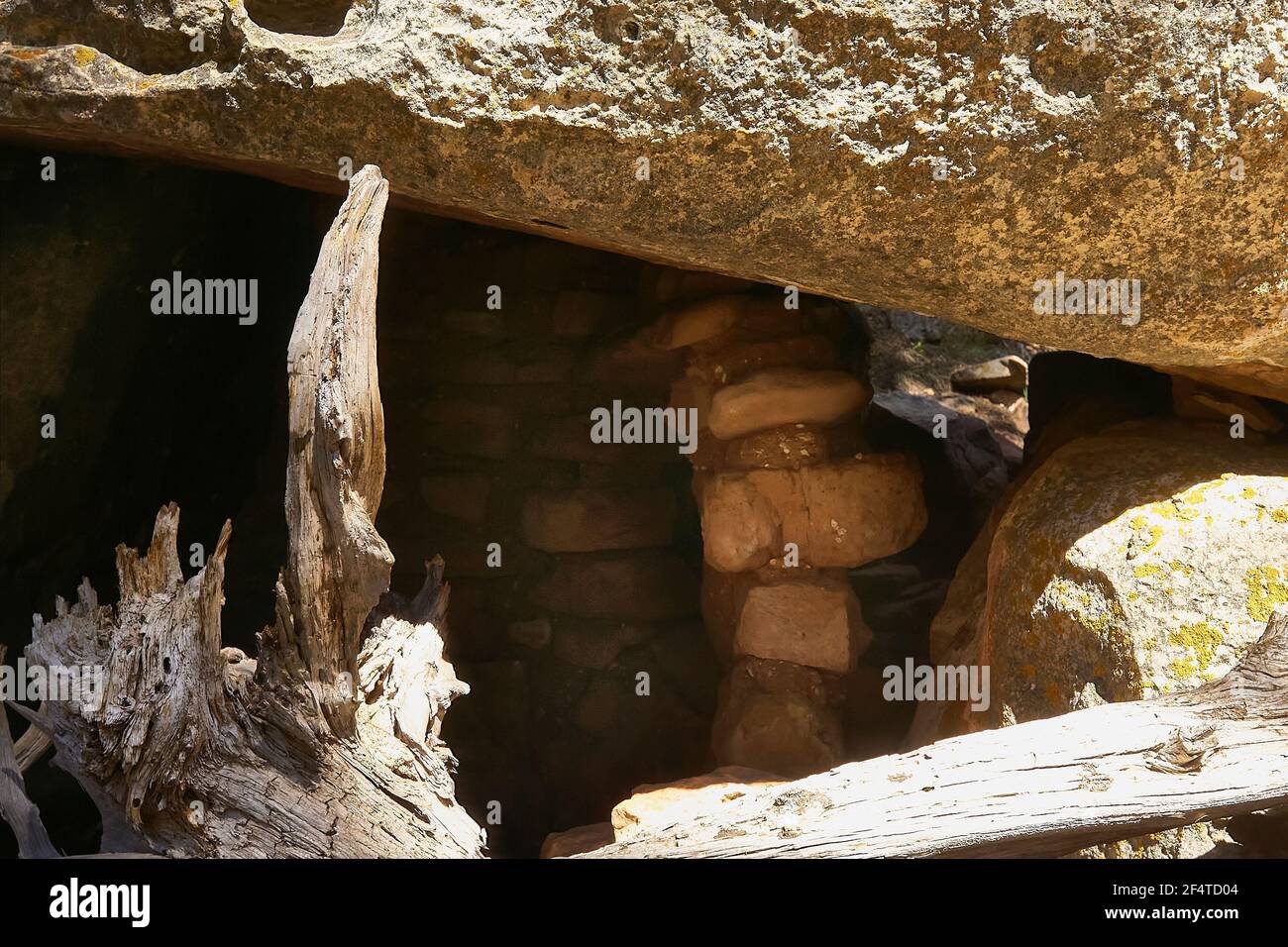 Ancient Native American (Anasazi) granary ruins in Grand Canyon National Park Stock Photo