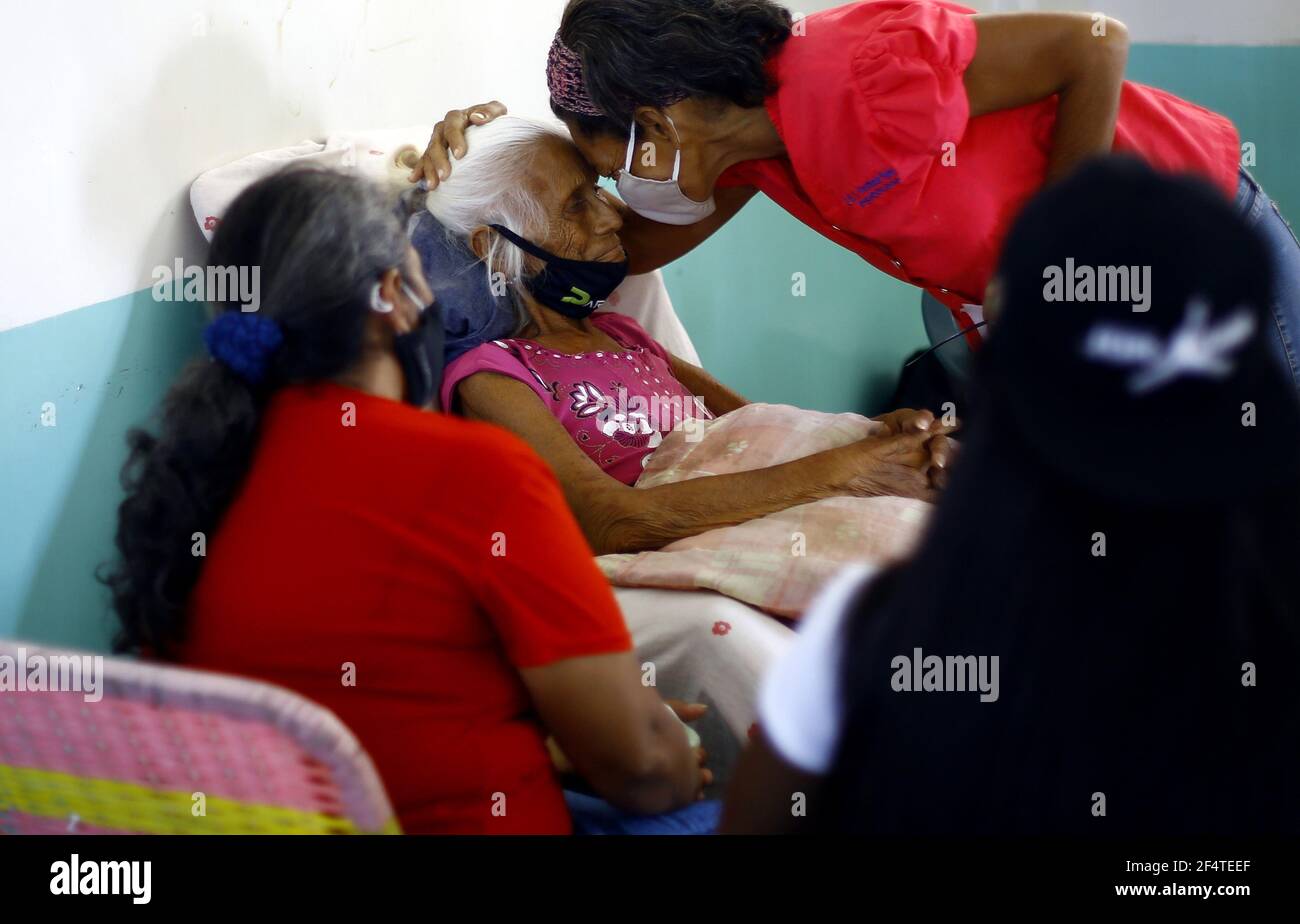 March 22, 2021, Valencia, Carabobo, Venezuela: March 23, 2021.  Andrea Paredes (c),  74 years old, remain in bed awaiting medical attention, with a health situation of reserved prognosis. Photo: Juan Carlos Hernandez (Credit Image: © Juan Carlos Hernandez/ZUMA Wire) Stock Photo