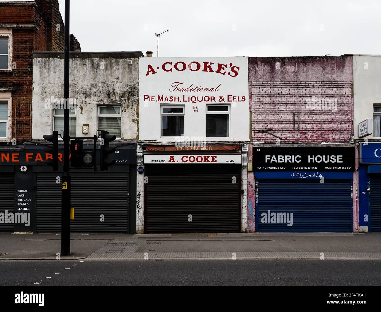 Pie and mash and liquor hires stock photography and images Alamy