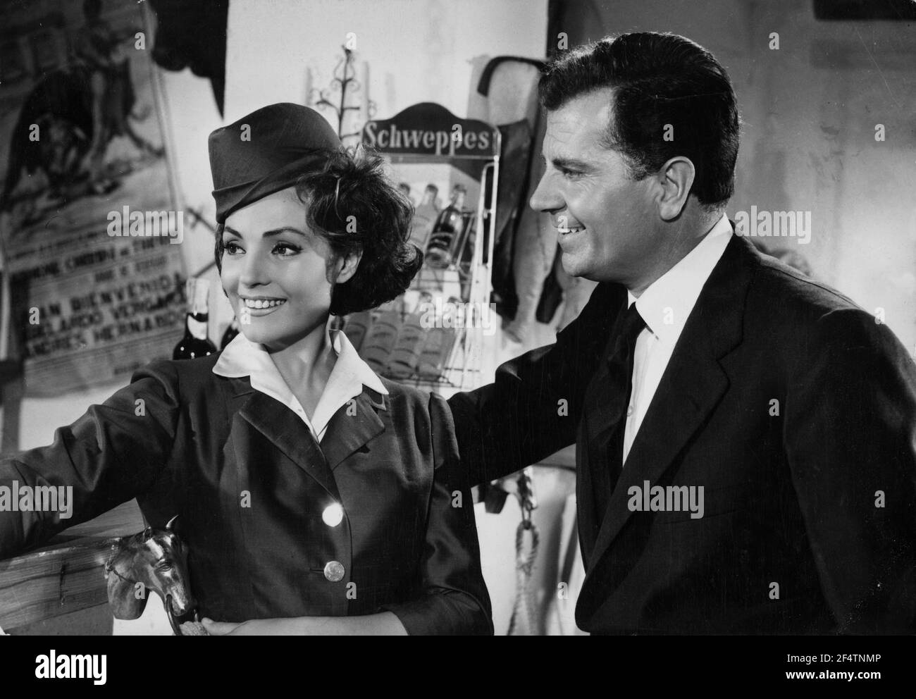 GABRIELE FERZETTI and CARMEN SEVILLA in CRUCERO DE VERANO (1964). Stock Photo