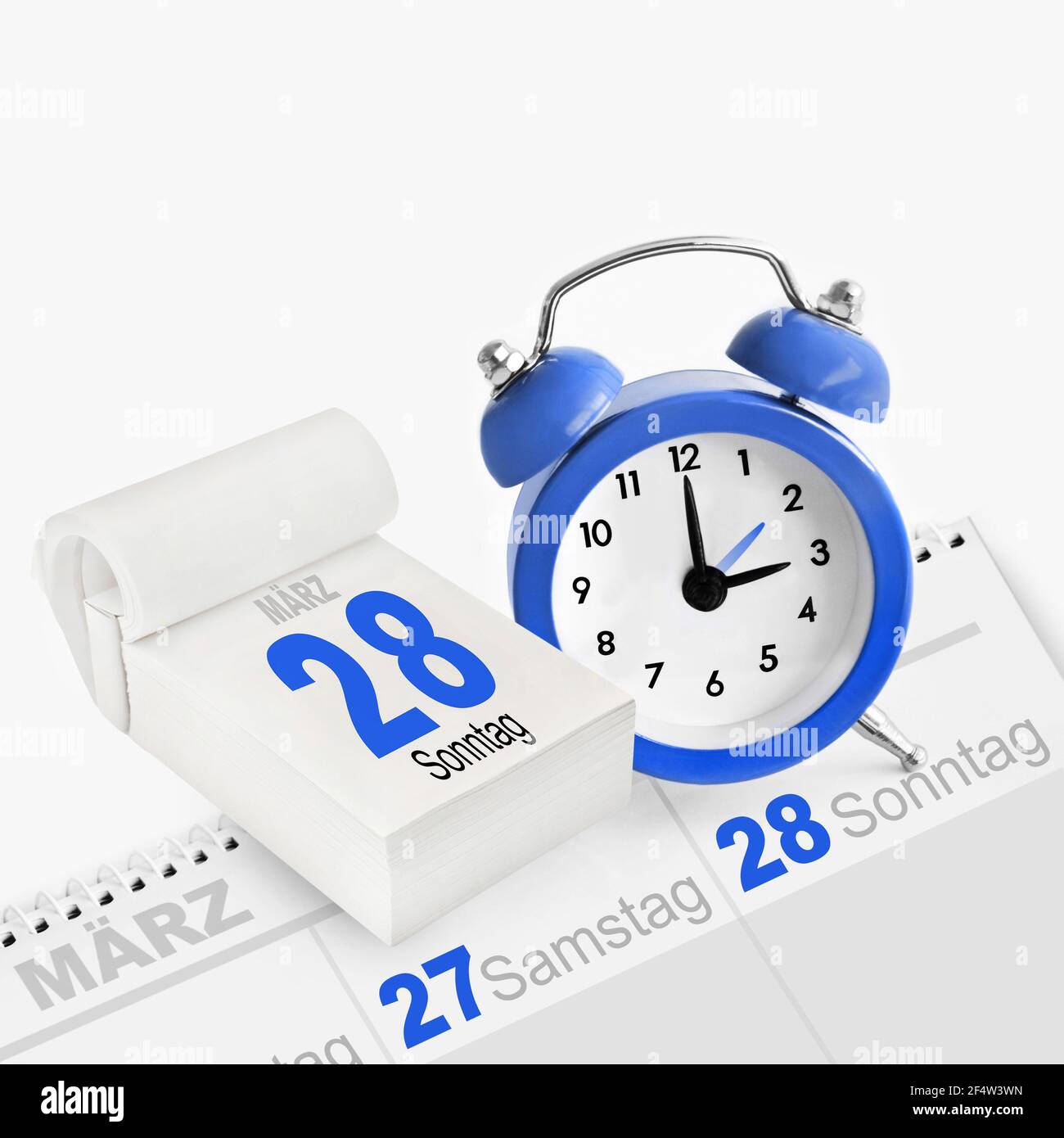 Watch 3 00 High Resolution Stock Photography And Images Alamy