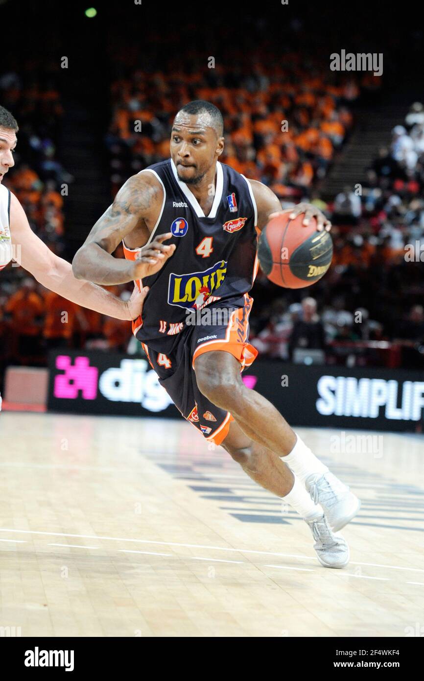 BASKET BALL - FRENCH CHAMPIONSHIP 2011-2012 - FINAL PRO A - CHALON / SAONE  V LE MANS - PARIS / BERCY (FRA) - 16/06/2012 - PHOTO JEAN FRANCOIS MOLLIERE  / DPPI - Sommerville Marcellus ( Le Mans Stock Photo - Alamy