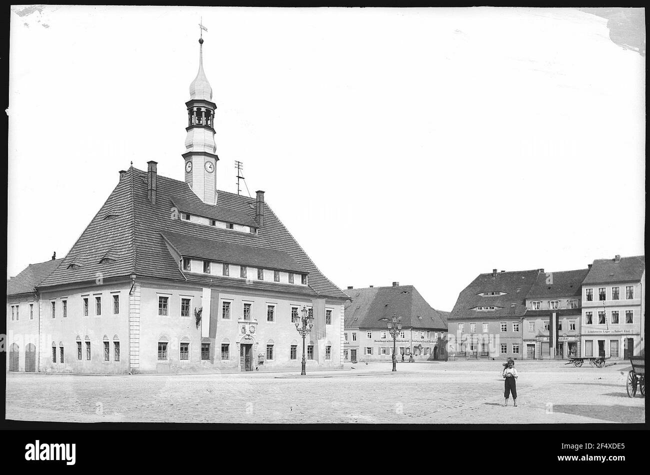 Neustadt in Saxony. Market with town hall Stock Photo Alamy