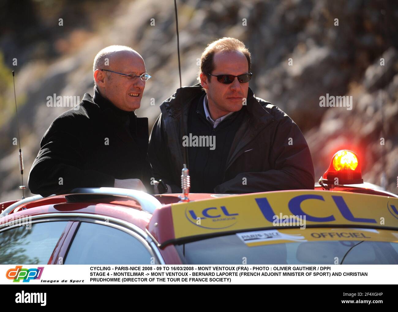 CYCLING - PARIS-NICE 2008 - 09 TO 16/03/2008 - MONT VENTOUX (FRA) - PHOTO : OLIVIER GAUTHIER / DPPI STAGE 4 - MONTELIMAR -> MONT VENTOUX - BERNARD LAPORTE (FRENCH ADJOINT MINISTER OF SPORT) AND CHRISTIAN PRUDHOMME (DIRECTOR OF THE TOUR DE FRANCE SOCIETY) Stock Photo