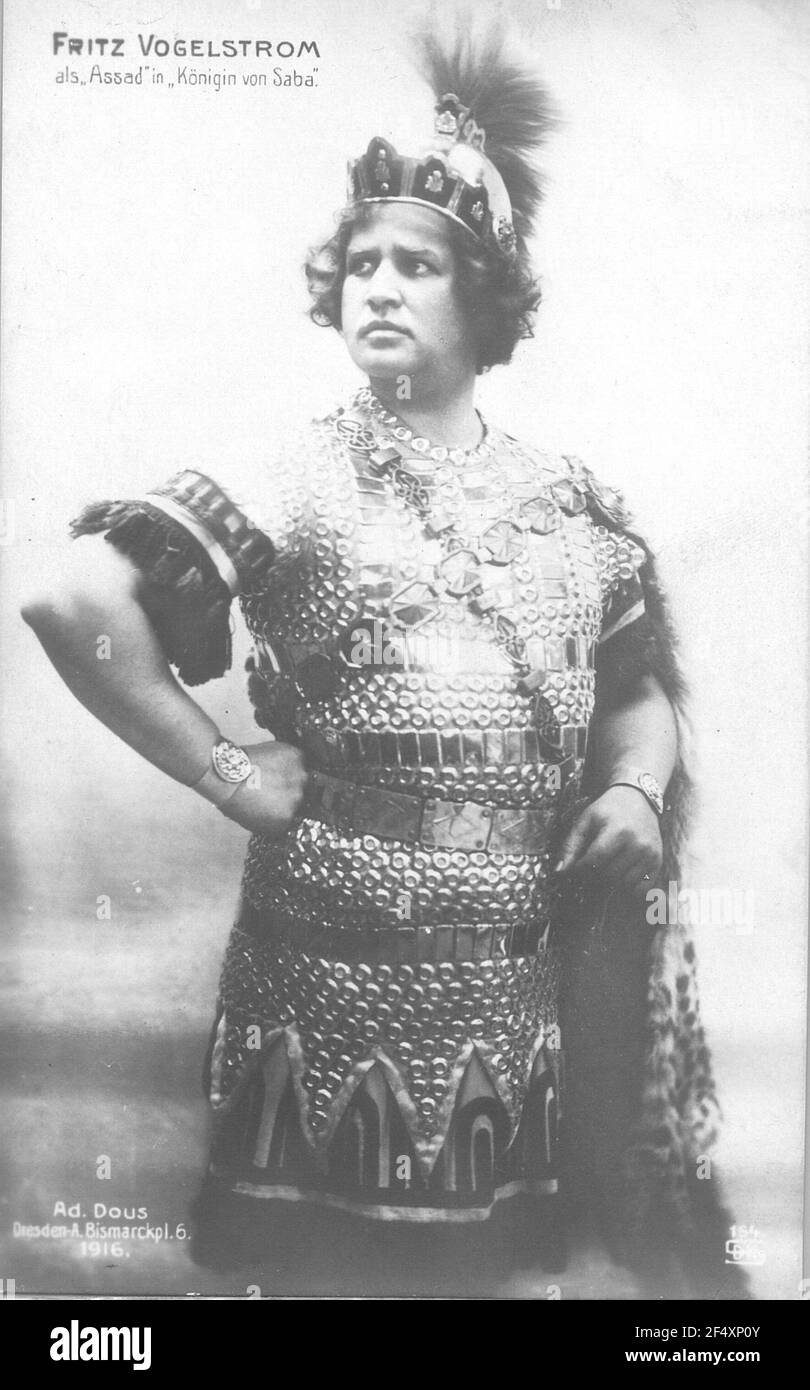 Fritz Vogelstrom as Assad in 'The Queen of Saba' by Karl Goldmark. Photography (World postcard). Royal Hofer Dresden, 1916 Stock Photo