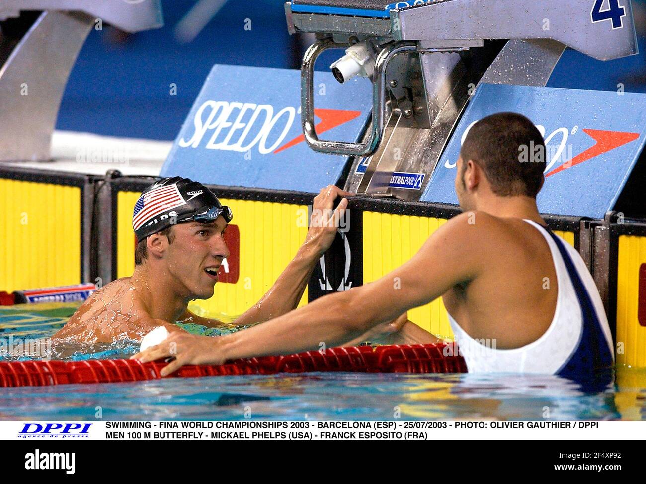 SWIMMING - FINA WORLD CHAMPIONSHIPS 2003 - BARCELONA (ESP) - 25/07/2003 - PHOTO: OLIVIER GAUTHIER / DPPI MEN 100 M BUTTERFLY - MICKAEL PHELPS (USA) - FRANCK ESPOSITO (FRA) Stock Photo