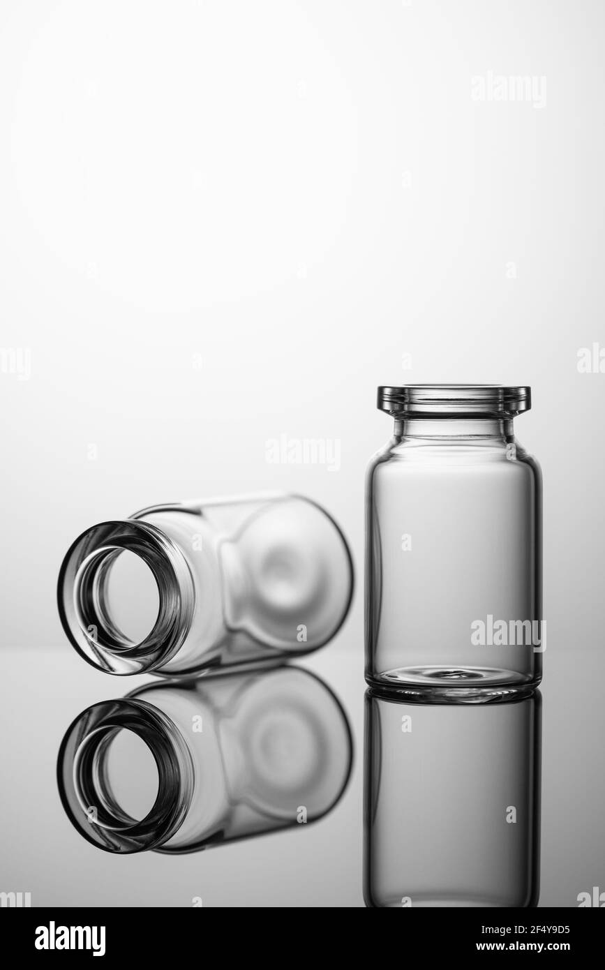 Laboratory glass jars hires stock photography and images Alamy
