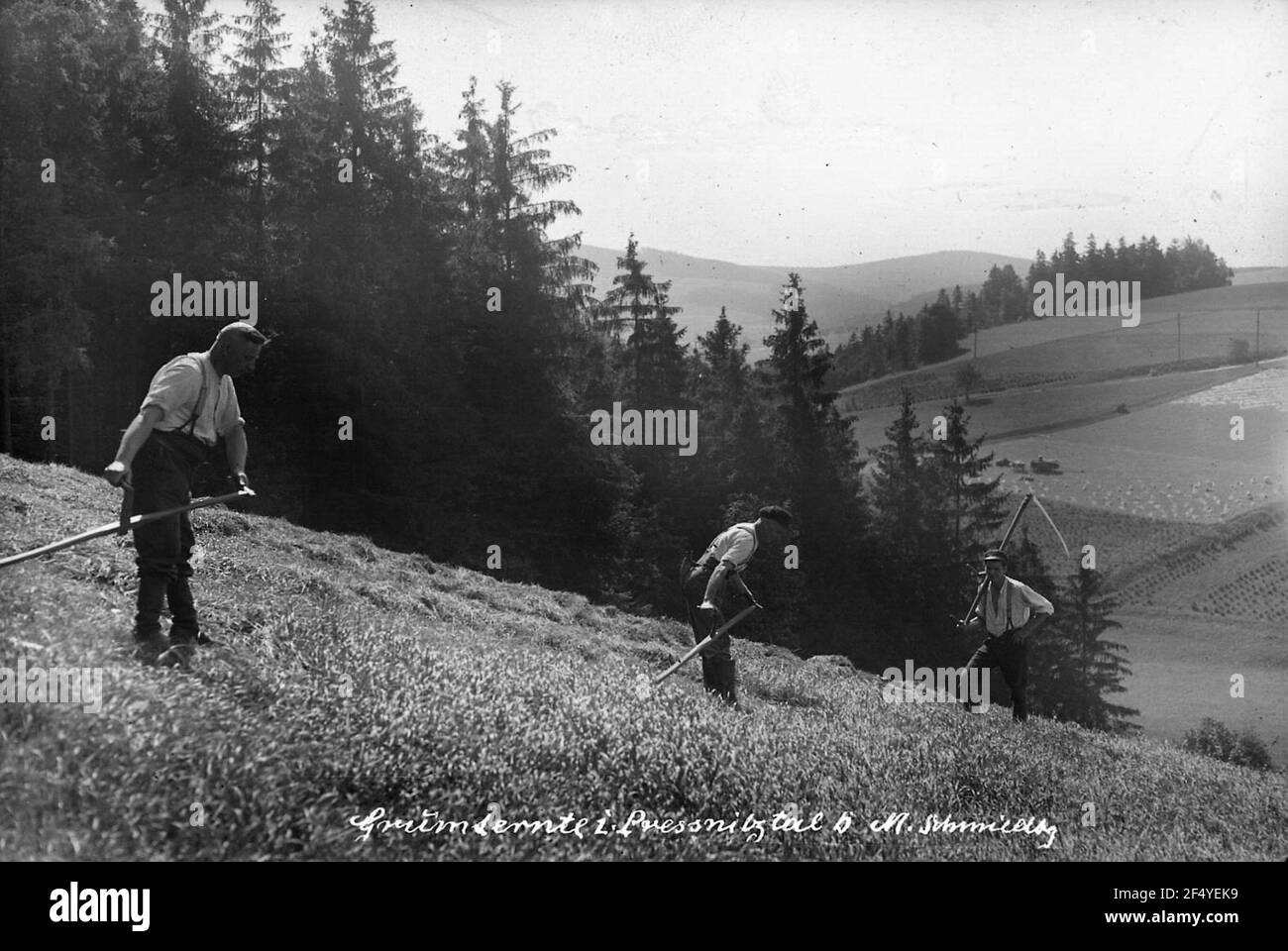 Medieval city walls ramparts Black and White Stock Photos & Images - Alamy