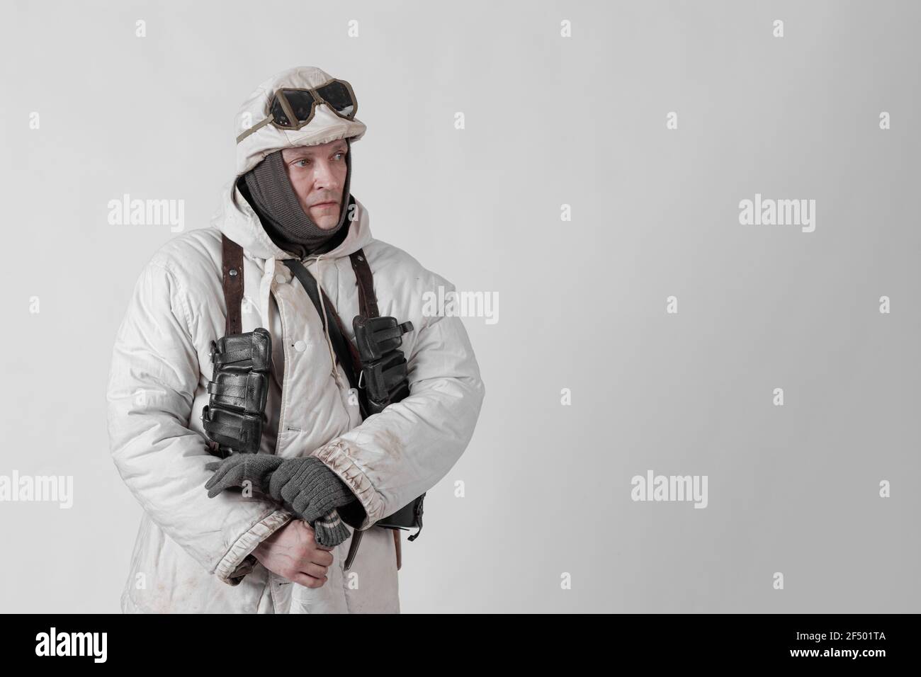 Enemy at the gates movie hi-res stock photography and images - Alamy