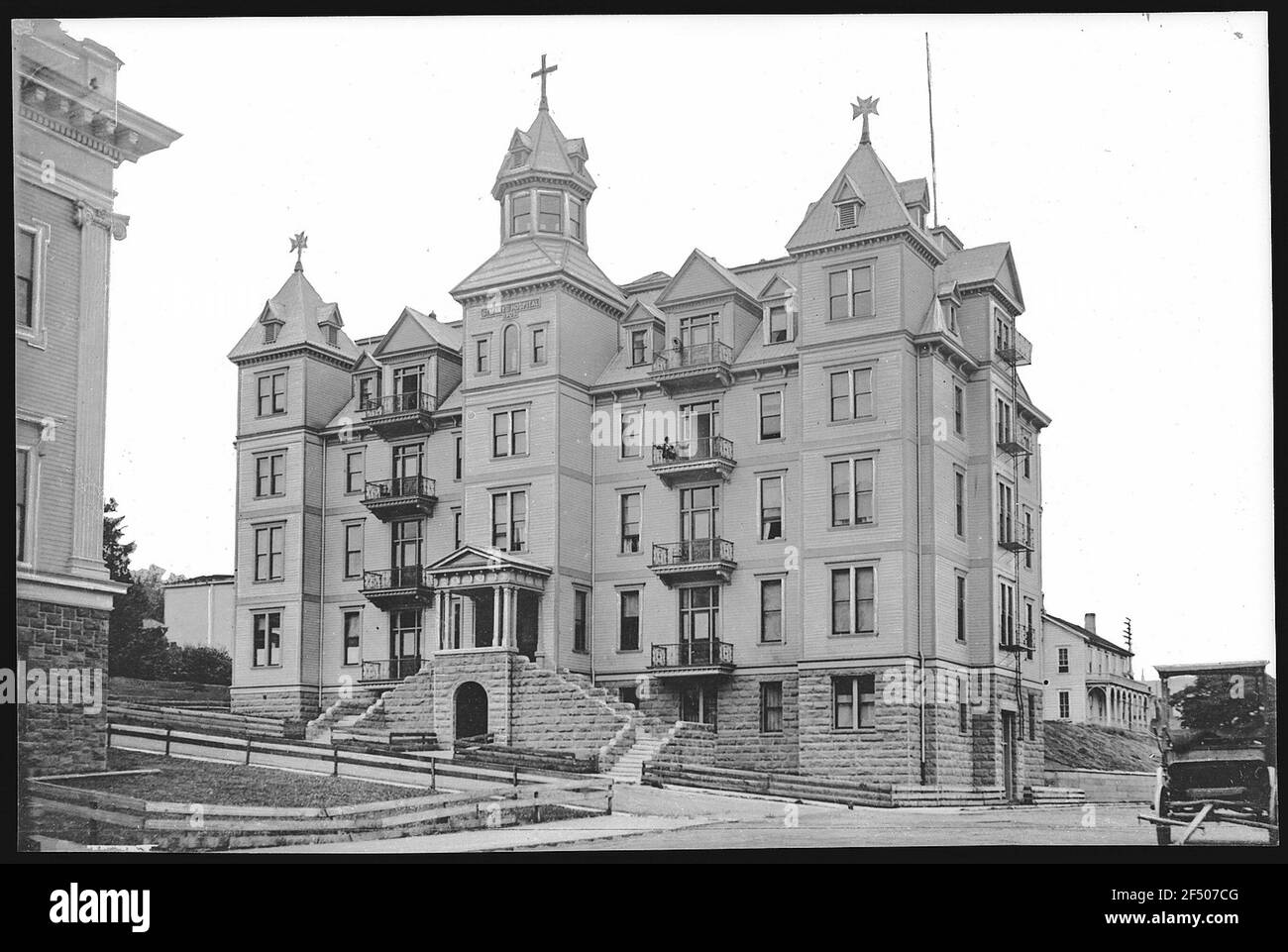 Astoria, Oregon. St. Mary's Hospital (1905 Stock Photo Alamy