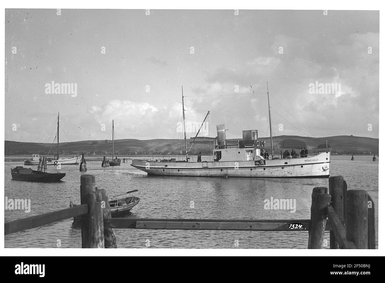 Dampvater boat 'Mönchgut' in slow ride in a Rügen harbor Stock Photo