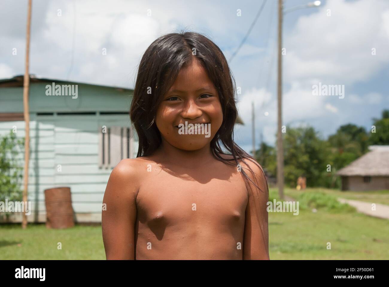 litte panama girl 