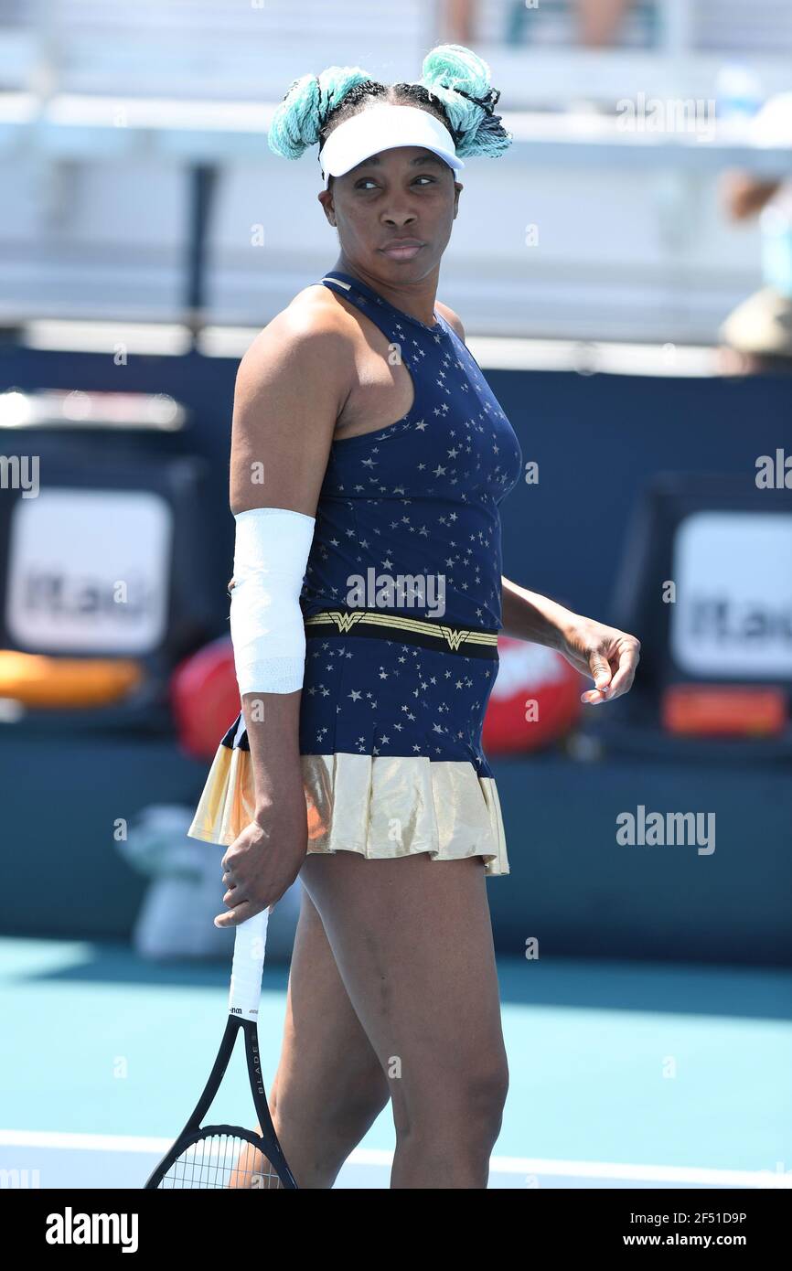 Zarina hi-res stock photography and images - Alamy