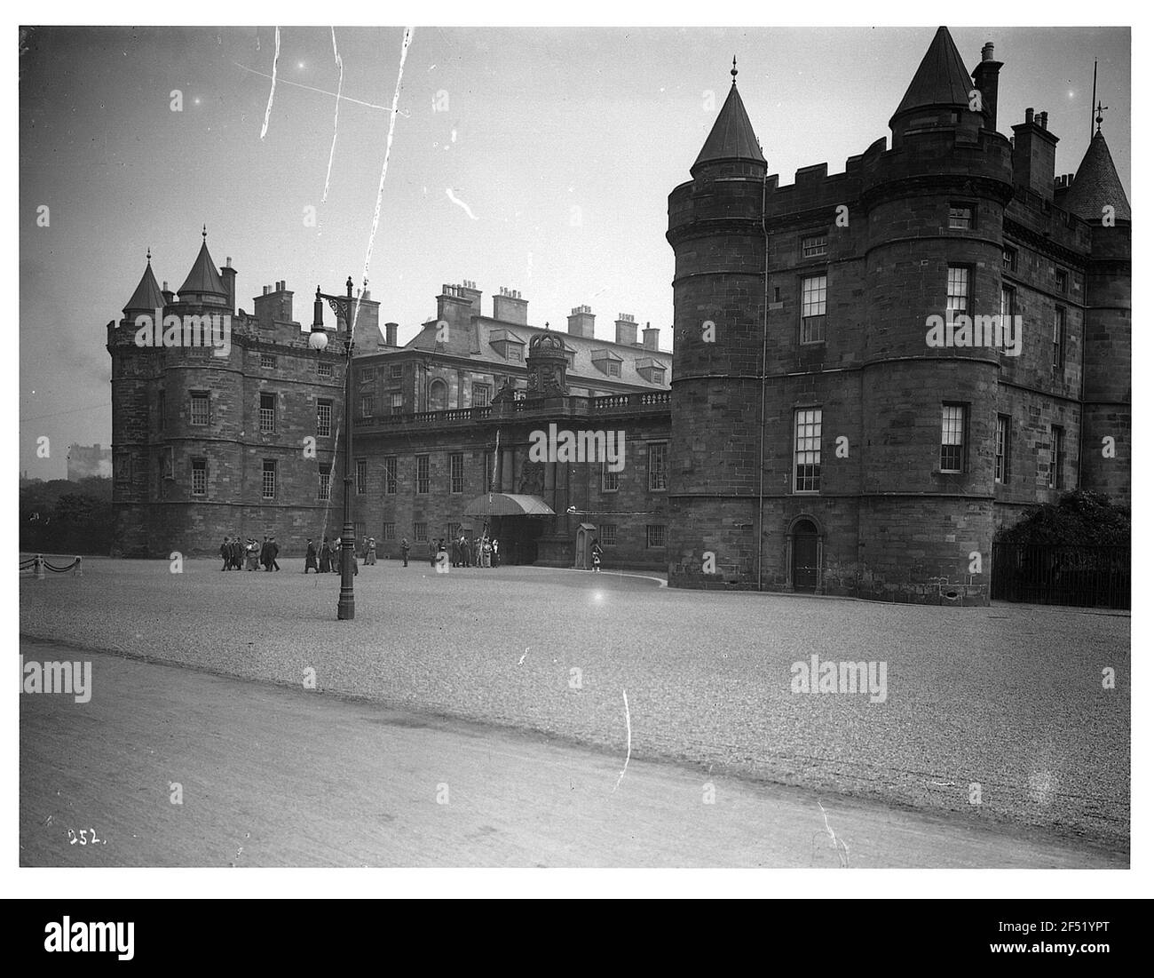 Palace of holyrood Cut Out Stock Images & Pictures Alamy