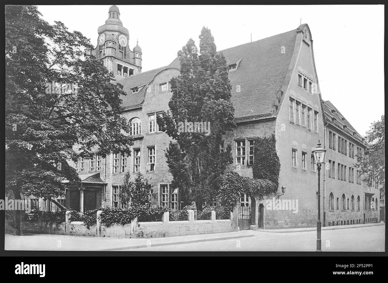 University science students education Black and White Stock Photos ...