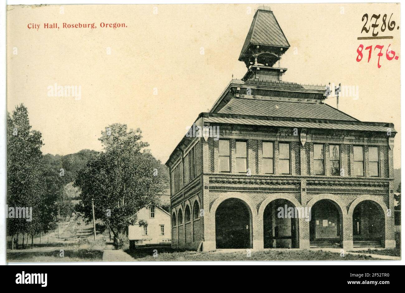 City Hall Roseburg, Oregon. City Hall Stock Photo Alamy