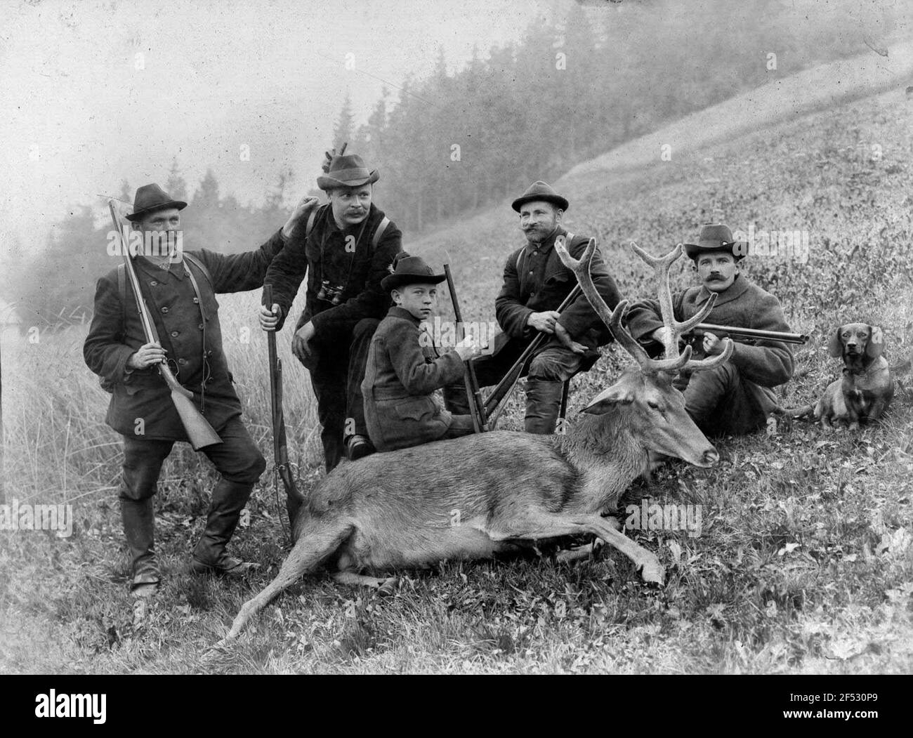 Historical hunting practices Black and White Stock Photos & Images - Alamy