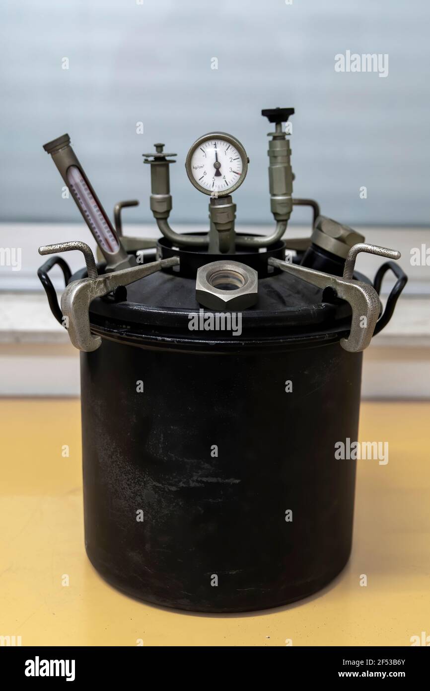 Autoclave hospital hires stock photography and images Alamy