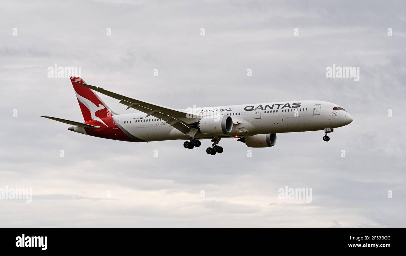 Richmond, British Columbia, Canada. 23rd Mar, 2021. A Qantas Boeing 787-9 Dreamliner jet (VH-ZNI), operating as a special repatriation flight from Sydney, Australia to Vancouver, Canada, lands at Vancouver International Airport, March 23, 2021. The return flight to Australia will depart Vancouver on March 25, 2021 and land in Darwin. Credit: Bayne Stanley/ZUMA Wire/Alamy Live News Stock Photo