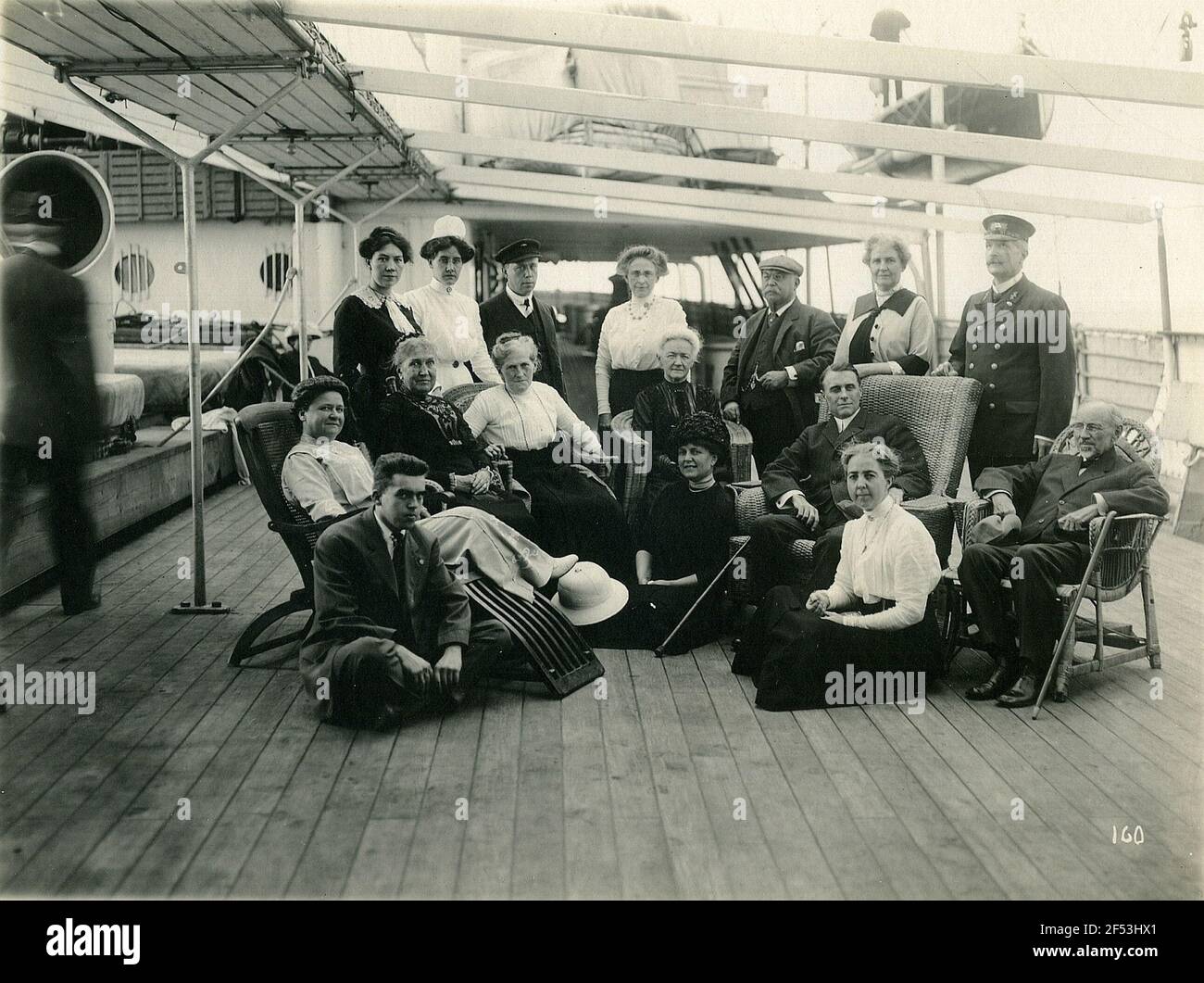 Formation standing on deck hi-res stock photography and images - Alamy
