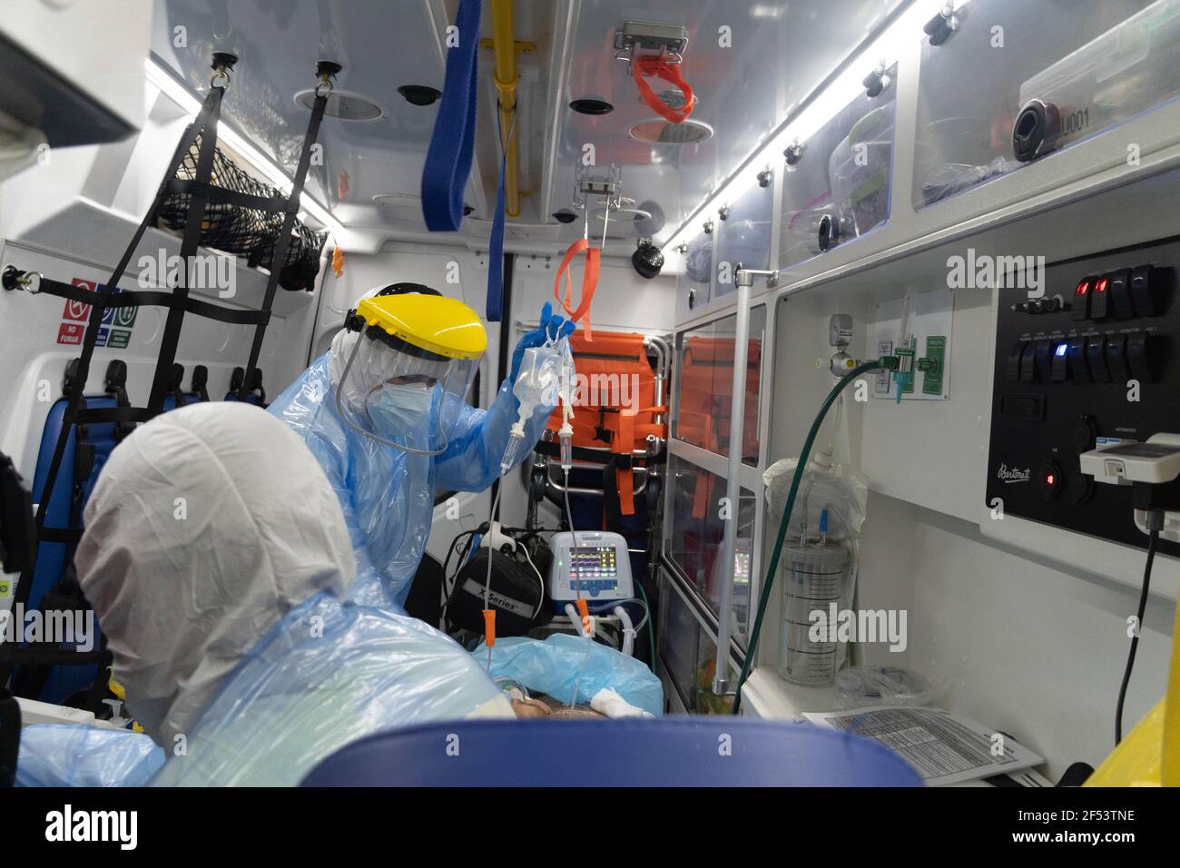 Santiago, Metropolitana, Chile. 24th Mar, 2021. SAMU health personnel ...