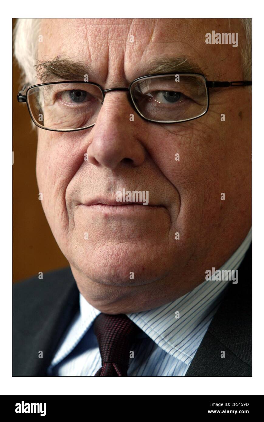 Stephen Nickell a member of the Monetary Policy Committee in his office in the Bank of England.Pic DAVID SANDISON. 25/2/2005 Stock Photo