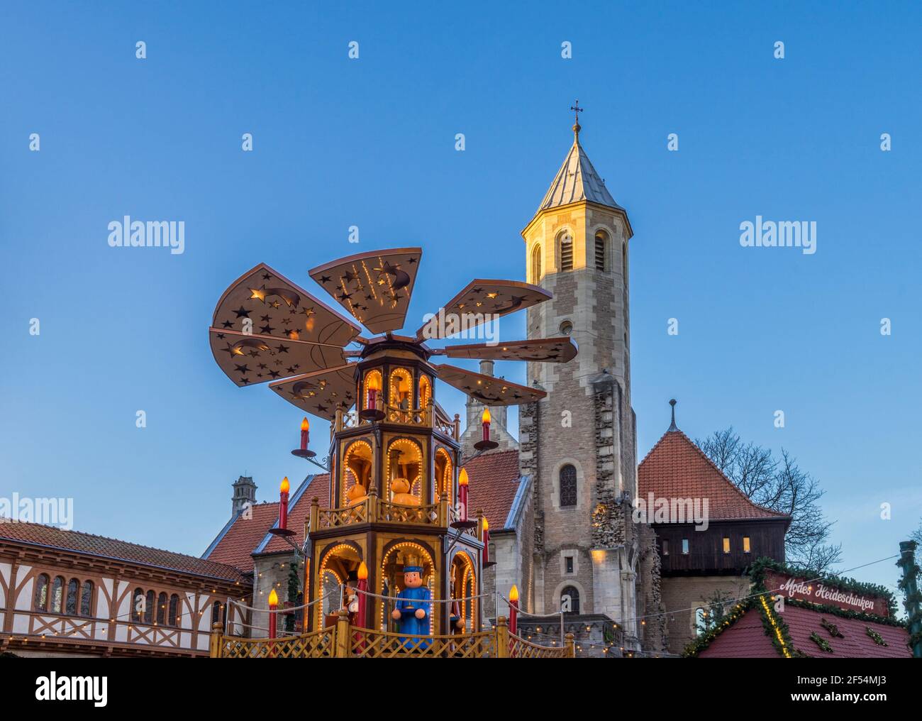 geography / travel, Germany, Lower Saxony, Brunswick, Christmas market in the evening, Additional-Rights-Clearance-Info-Not-Available Stock Photo