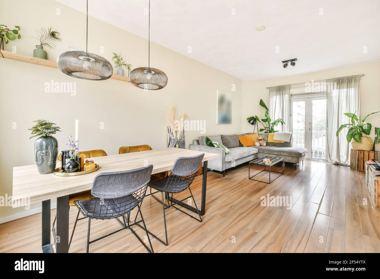 Bright interior of a dining room design Stock Photo - Alamy
