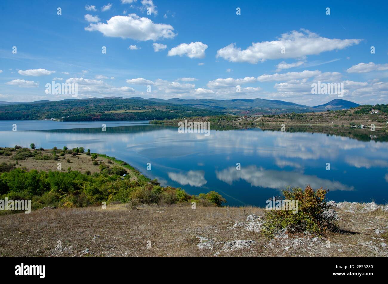 Amazing aerial view dam hi-res stock photography and images - Alamy