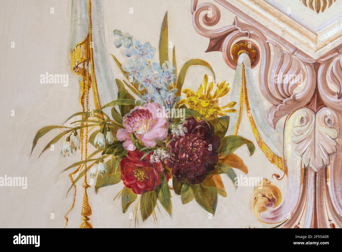Krefeld, Haus Sollbrüggen (Musikschule), Herrenhaus von Adolph von Vagedes 1830, Saal im Obergeschoß mit Malereien von Benjamin und Jakob Orth, Detail Stock Photo