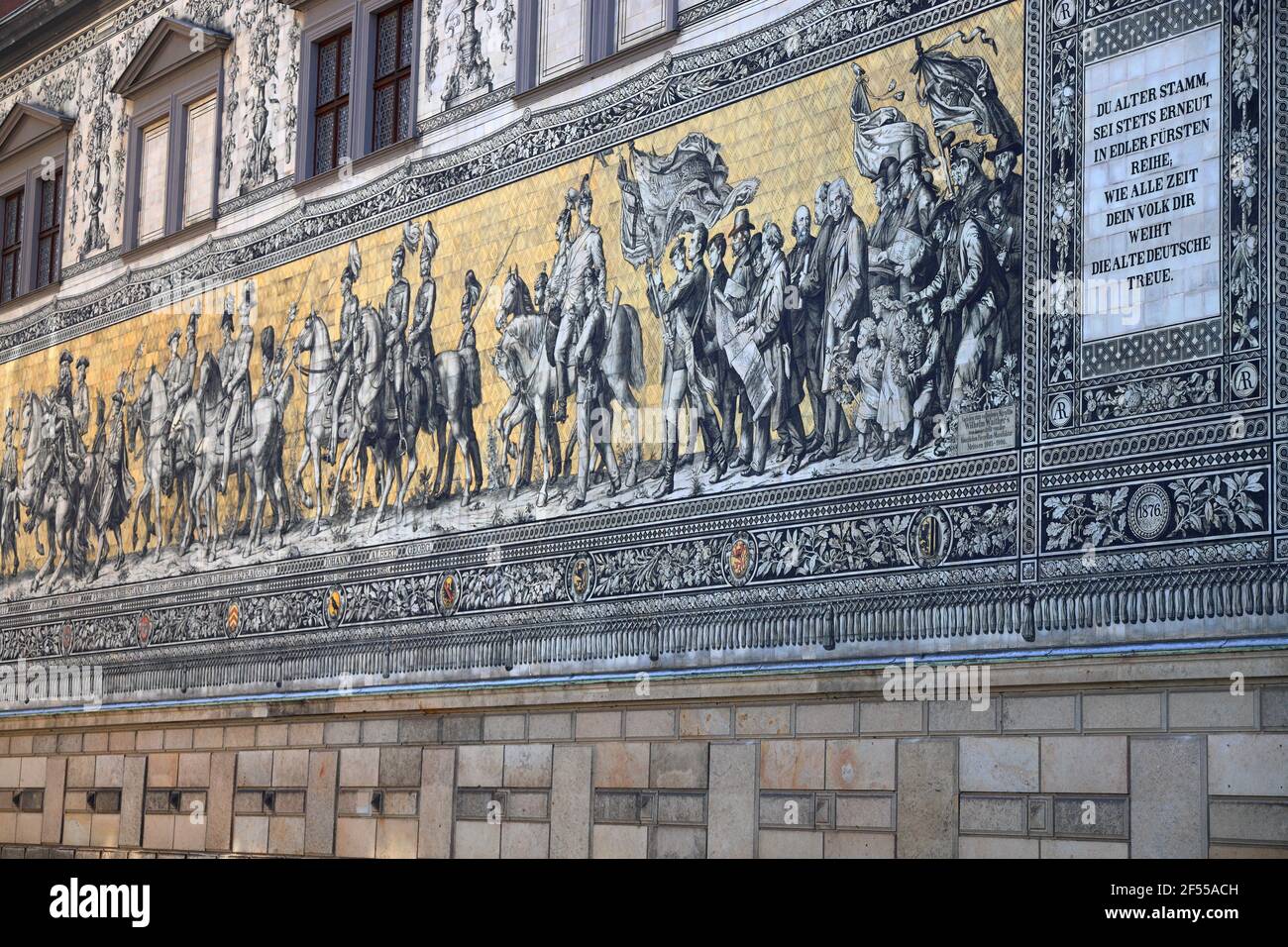 The Fürstenzug - the Saxon sovereigns depicted in Meissen porcelain. Dresden, Saxony, Germany, Europe. Stock Photo