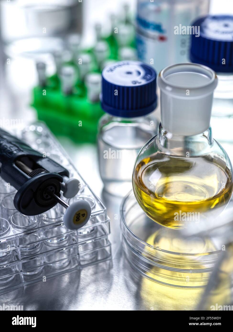 Chemical formula in glass flask at laboratory Stock Photo Alamy