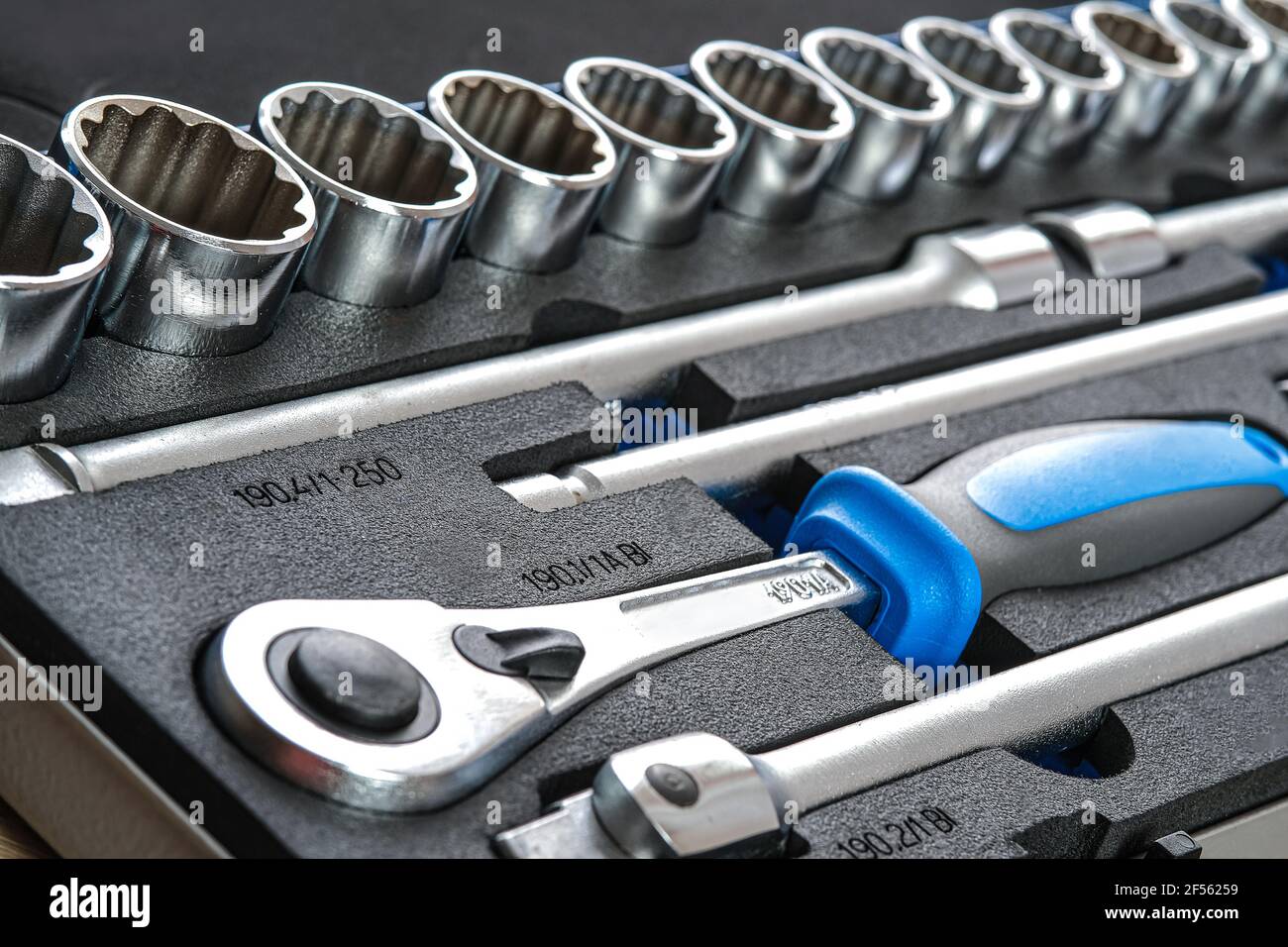 Ratchet mechanic on sale