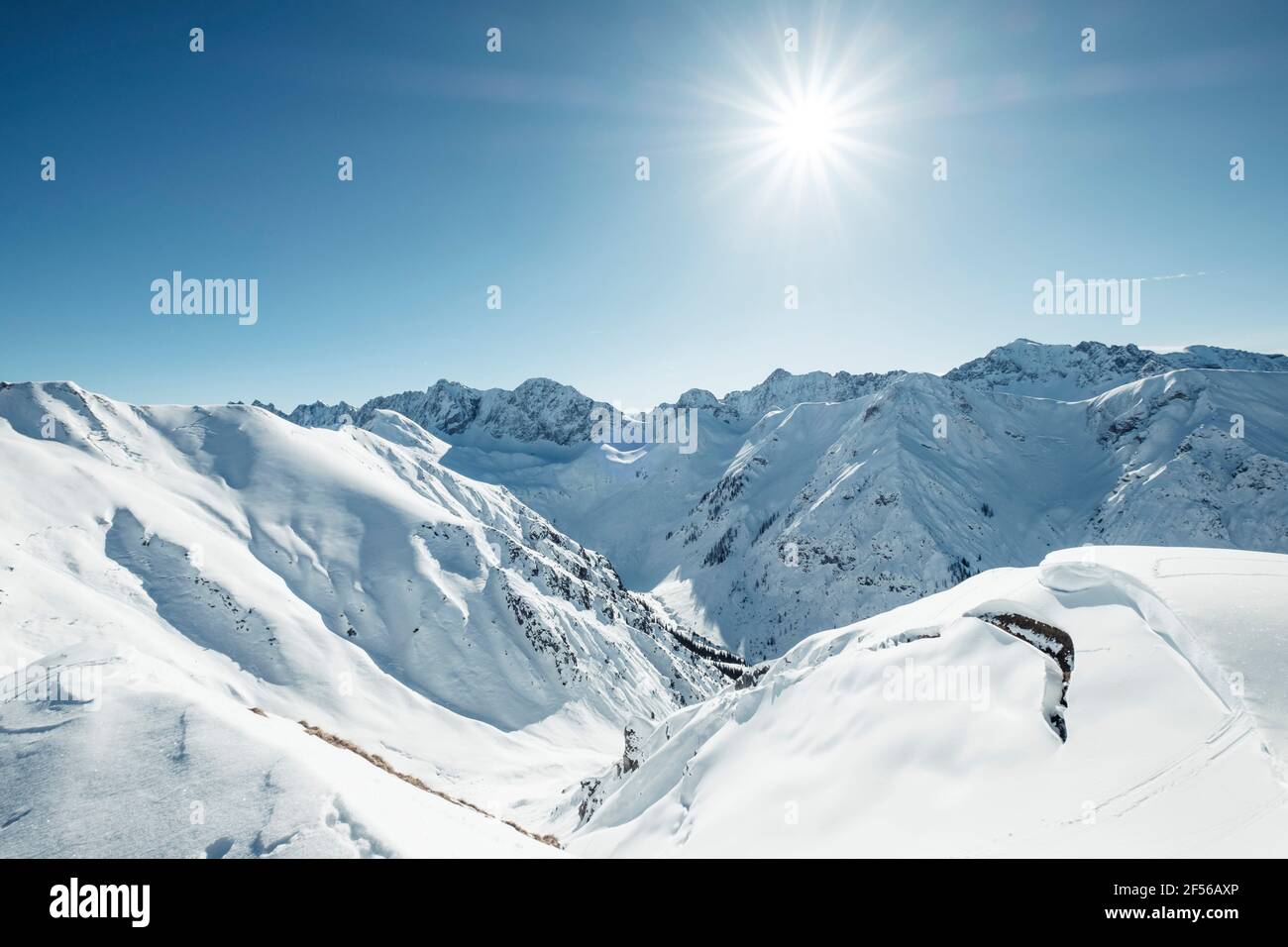 Namloser Wetterspitze and Kreuzjoch covered in snow against sky, Lechtal Alps, Tyrol, Austria Stock Photo