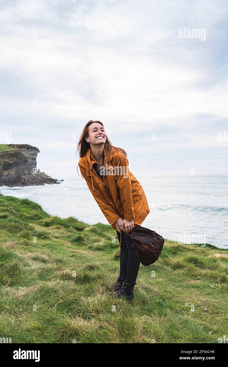 Happy tourist sea hi-res stock photography and images - Alamy